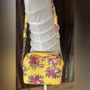 Betsey Johnson Yellow Floral Crossbody Bag Bow Chain Strap